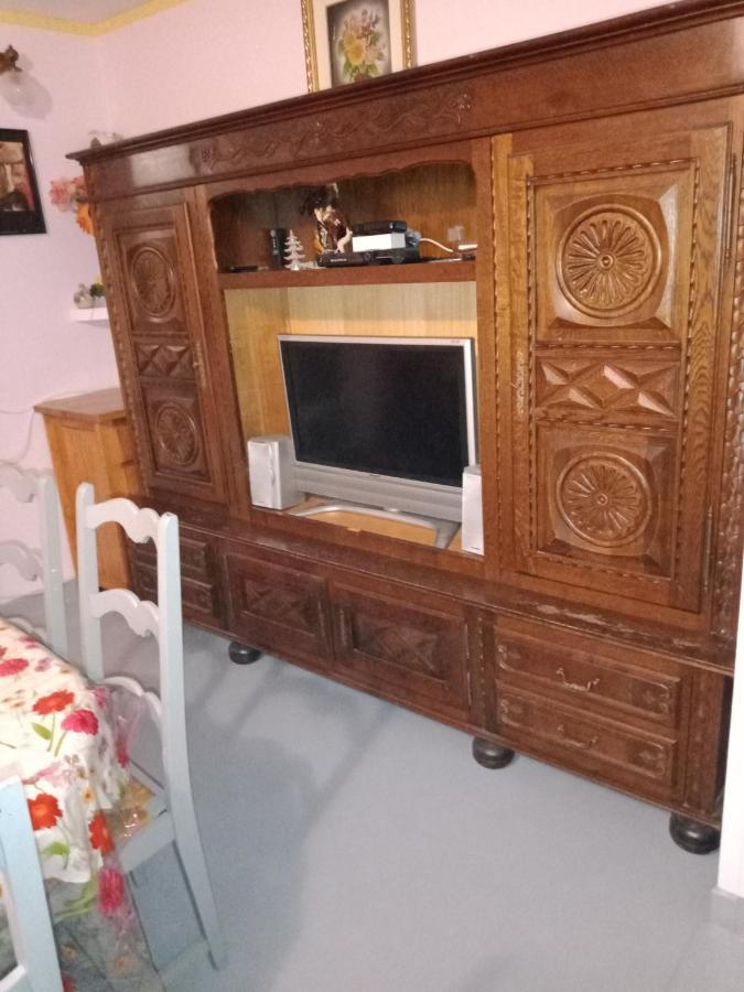 Maison Complete 蒙吕松 外观 照片